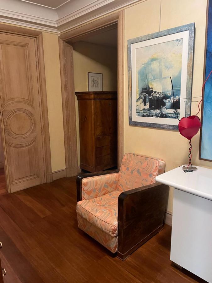 Exclusive 106 M2 With Terrace Avenue Raphael * Parigi
