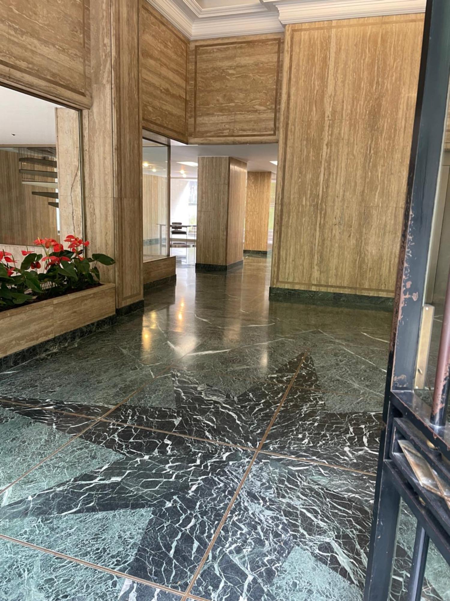Exclusive 106 M2 With Terrace Avenue Raphael Appartamento Parigi