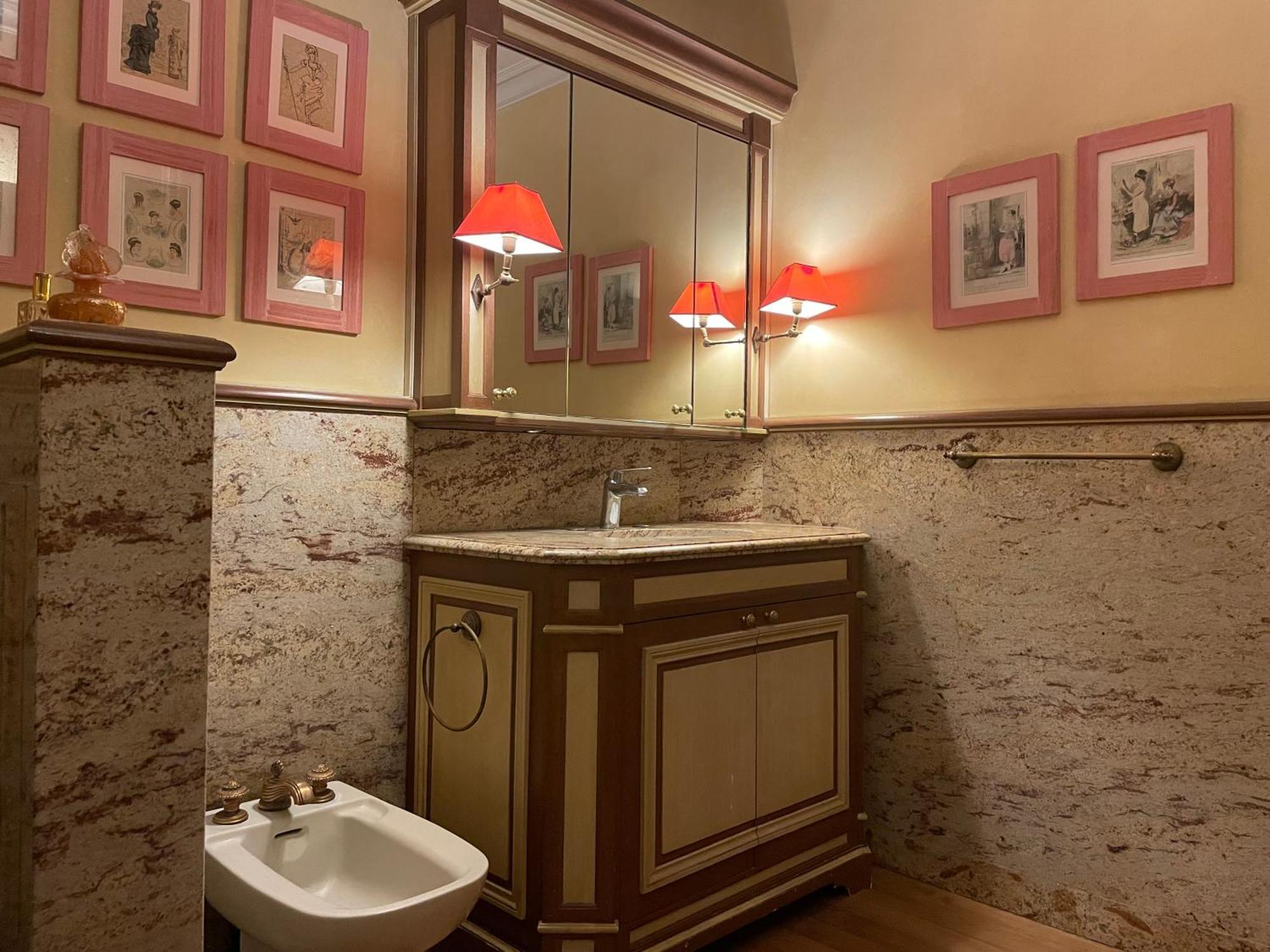 Exclusive 106 M2 With Terrace Avenue Raphael * Parigi